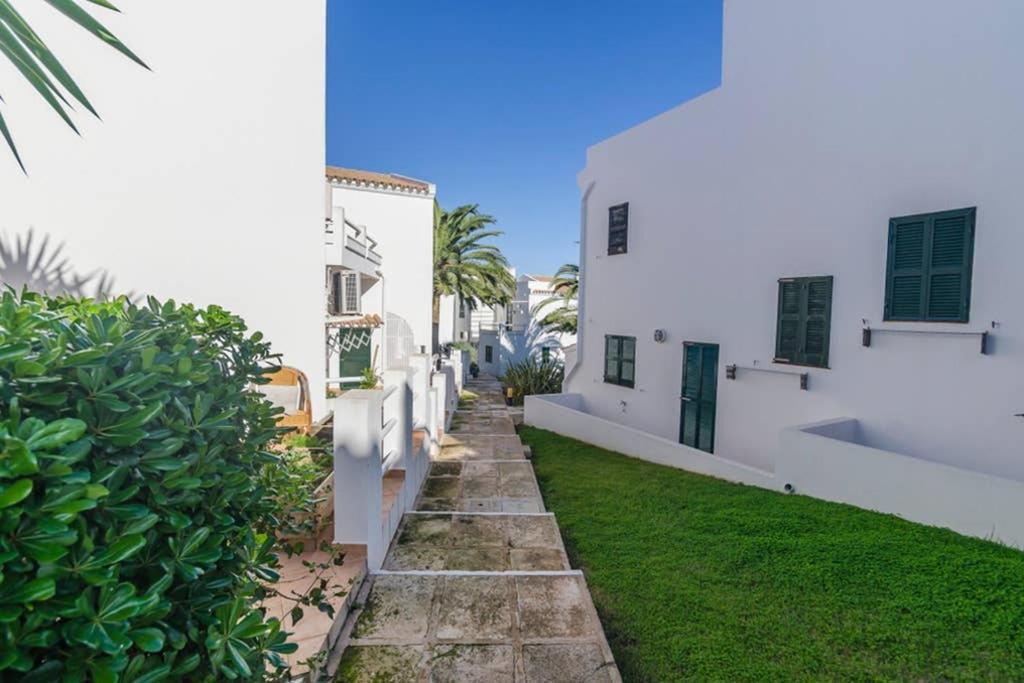 Happy Menorca apartamento duplex ,piscina,aire acondicionado,wiffi Port d'Addaia Exterior foto